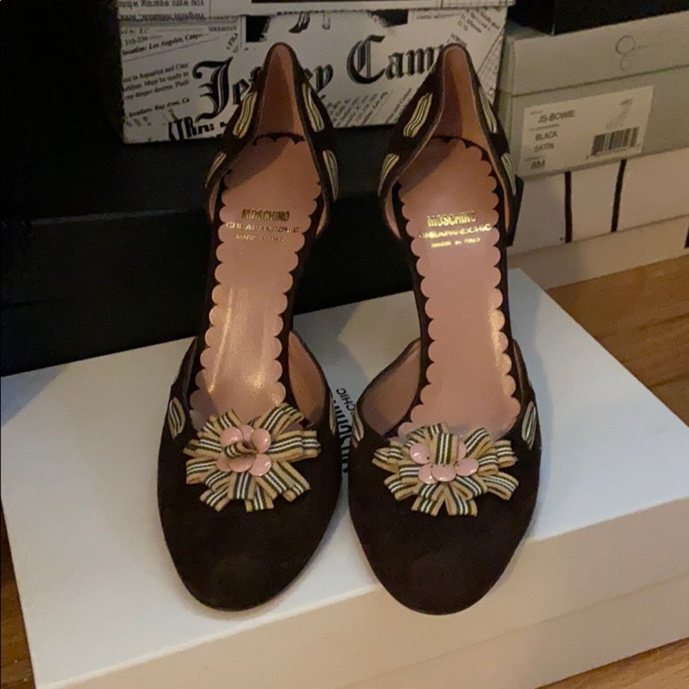 Moschino suede heels, very cute for Spring!